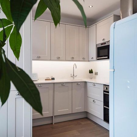 Modern And Bright Highgate Gem Apartman London Kültér fotó